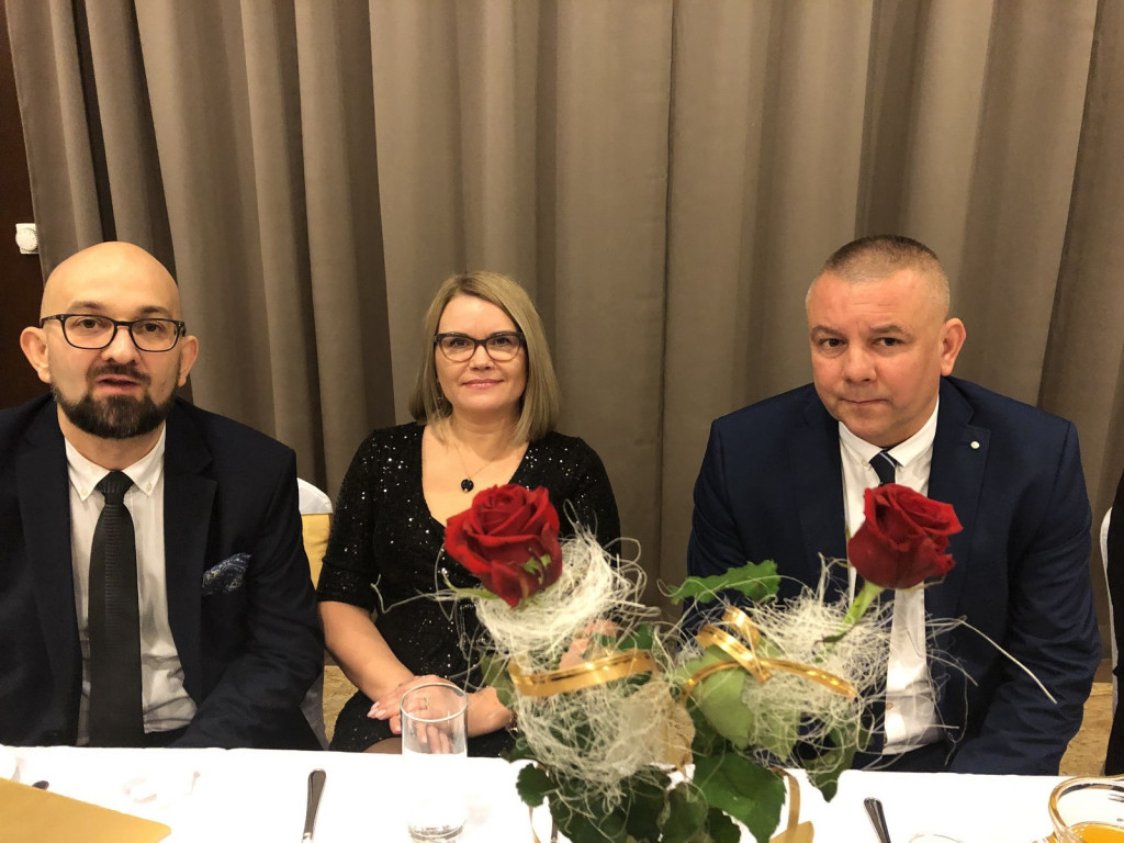 Wspaniała i jedyna w swoim rodzaju noc. Studniówka ZSB w Brzegu