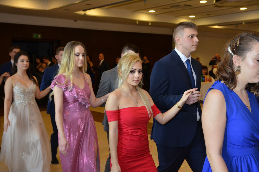 Studniówka 2020 w Zespole Szkół Zawodowych Nr 1 w Brzegu [zdjęcia]