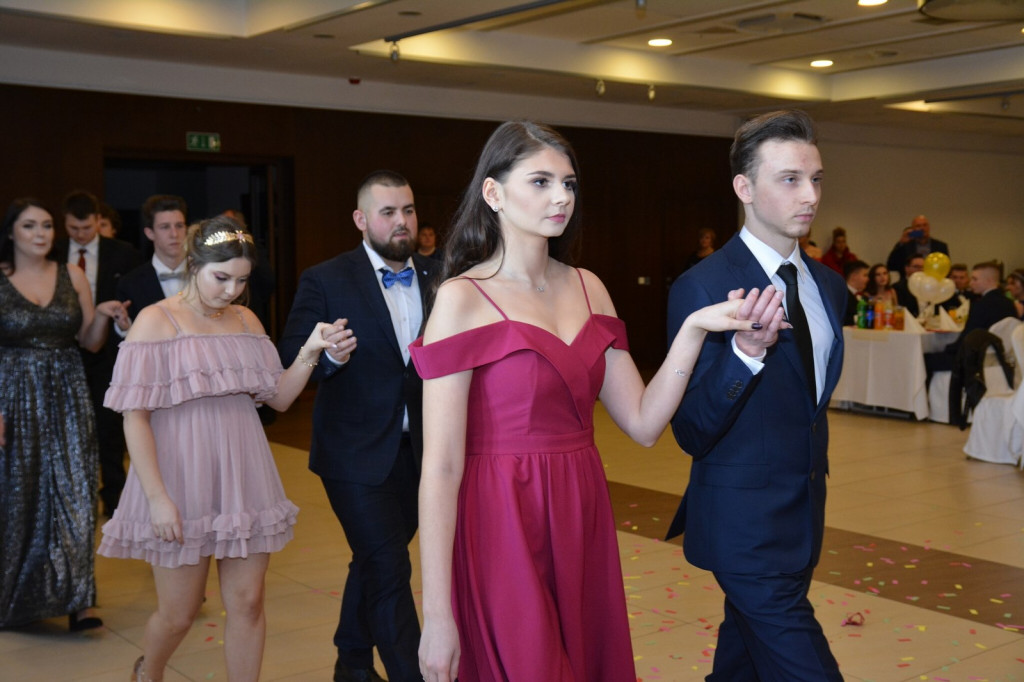 Studniówka 2020 w Zespole Szkół Zawodowych Nr 1 w Brzegu [zdjęcia]