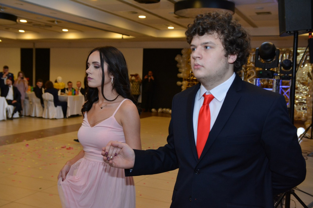 Studniówka 2020 w Zespole Szkół Zawodowych Nr 1 w Brzegu [zdjęcia]