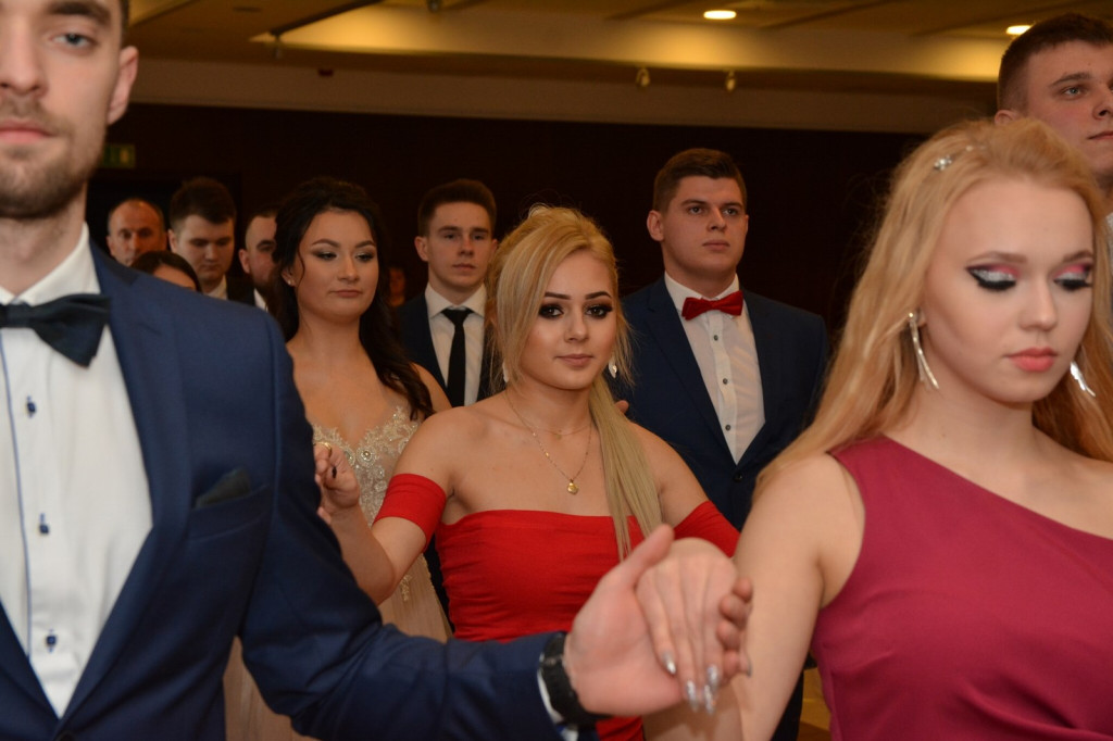 Studniówka 2020 w Zespole Szkół Zawodowych Nr 1 w Brzegu [zdjęcia]