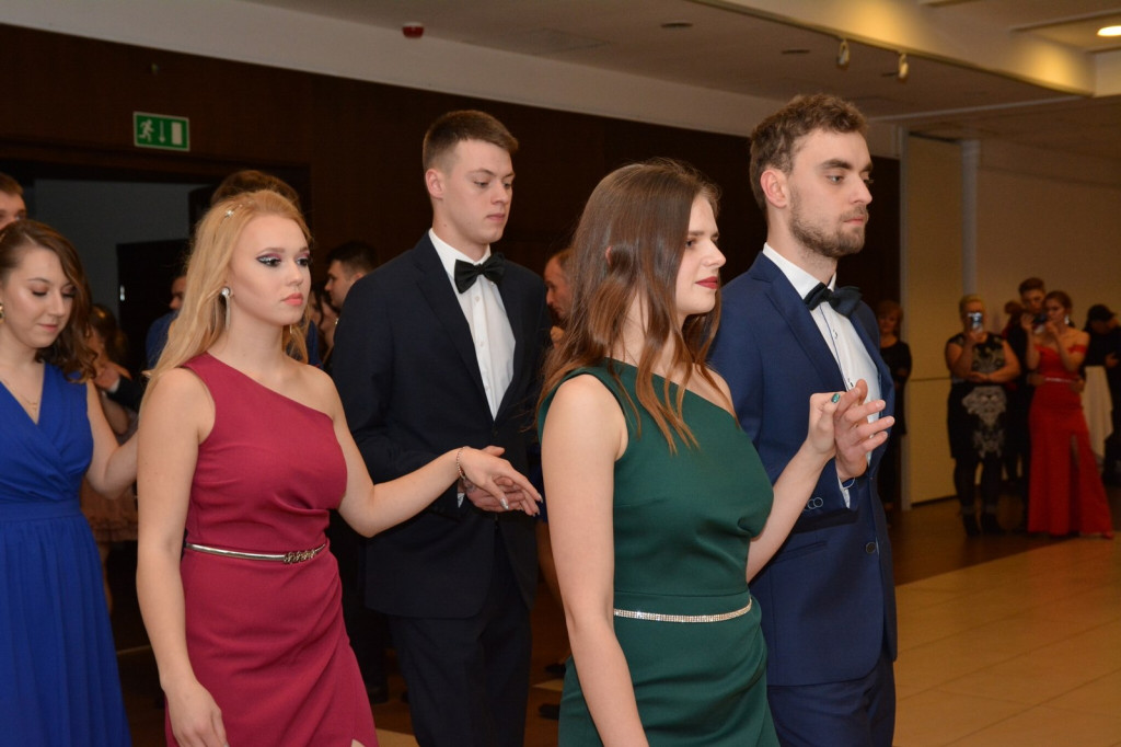 Studniówka 2020 w Zespole Szkół Zawodowych Nr 1 w Brzegu [zdjęcia]