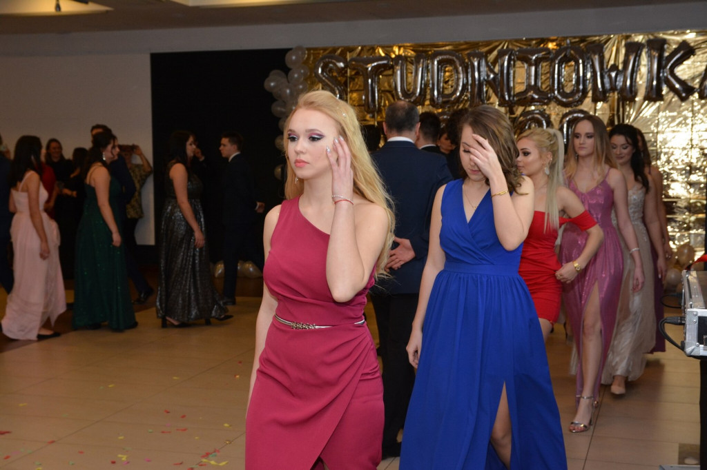 Studniówka 2020 w Zespole Szkół Zawodowych Nr 1 w Brzegu [zdjęcia]