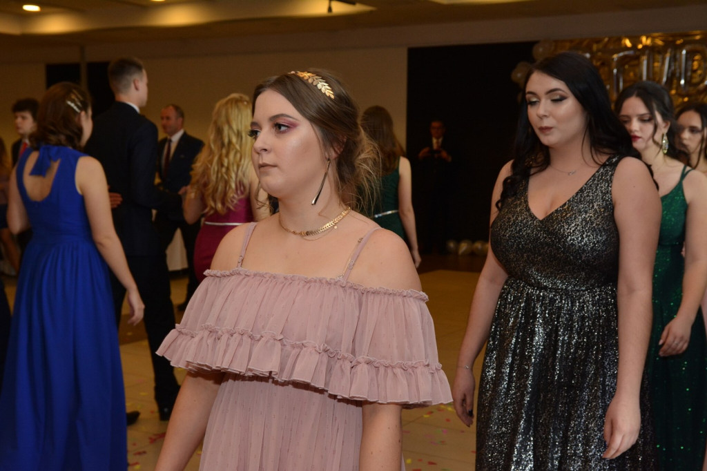 Studniówka 2020 w Zespole Szkół Zawodowych Nr 1 w Brzegu [zdjęcia]