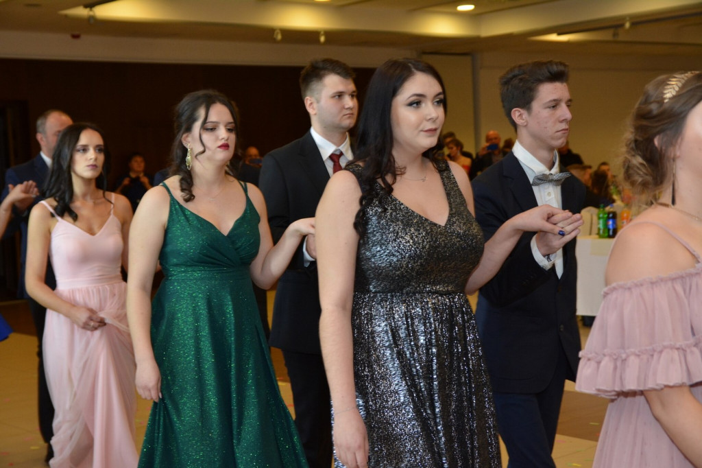 Studniówka 2020 w Zespole Szkół Zawodowych Nr 1 w Brzegu [zdjęcia]