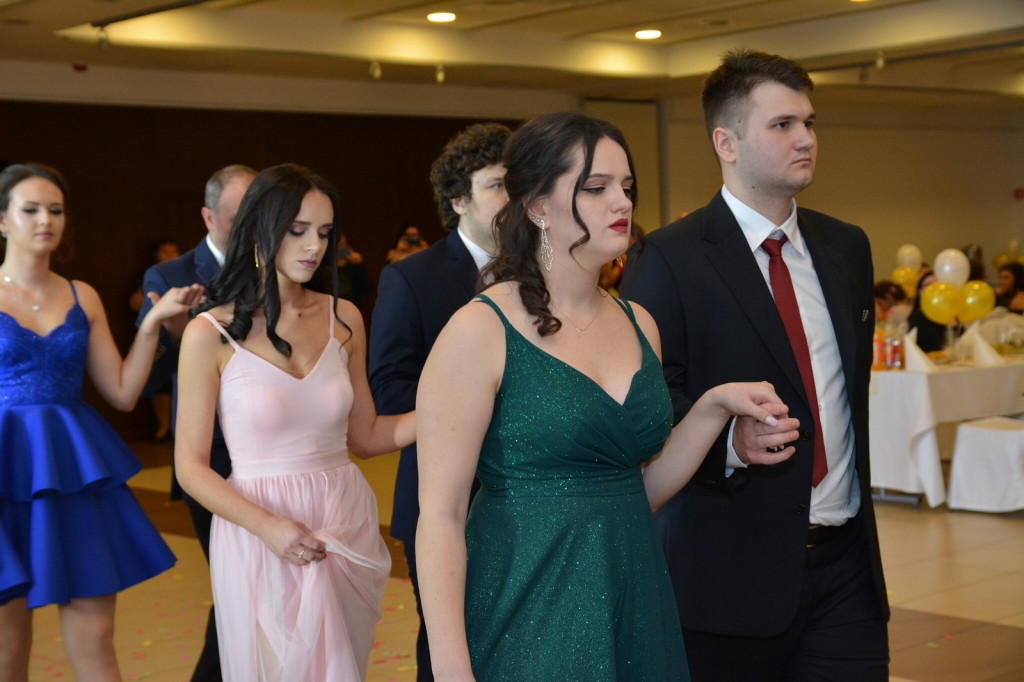 Studniówka 2020 w Zespole Szkół Zawodowych Nr 1 w Brzegu [zdjęcia]