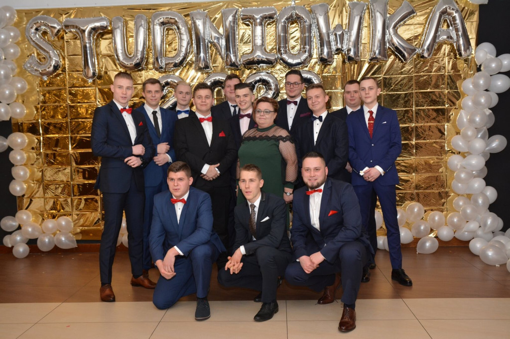 Studniówka 2020 w Zespole Szkół Zawodowych Nr 1 w Brzegu [zdjęcia]