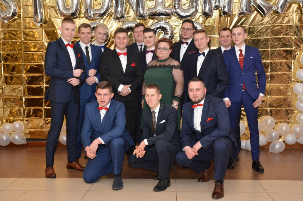 Studniówka 2020 w Zespole Szkół Zawodowych Nr 1 w Brzegu [zdjęcia]