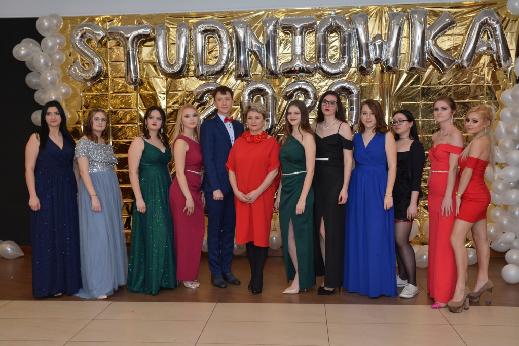Studniówka 2020 w Zespole Szkół Zawodowych Nr 1 w Brzegu [zdjęcia]