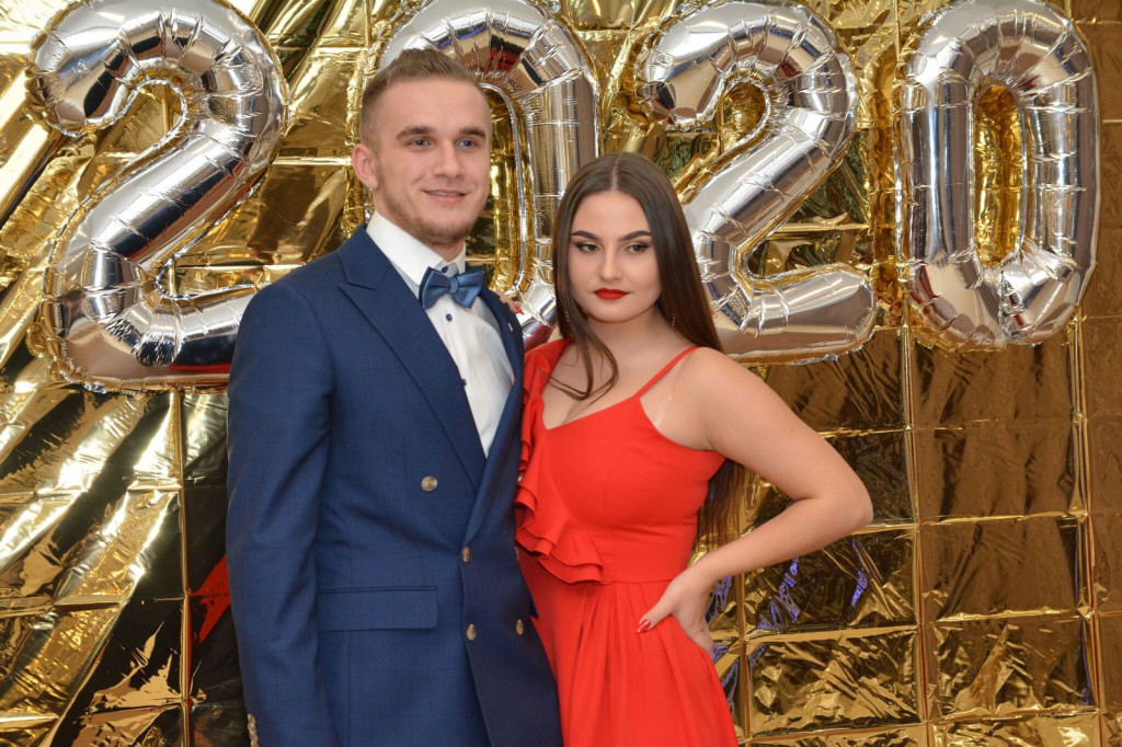 Studniówka 2020 w Zespole Szkół Zawodowych Nr 1 w Brzegu [zdjęcia]