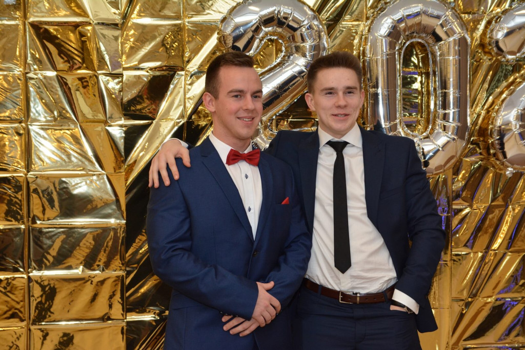 Studniówka 2020 w Zespole Szkół Zawodowych Nr 1 w Brzegu [zdjęcia]