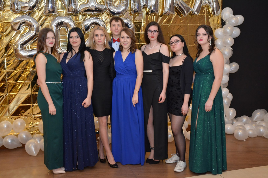 Studniówka 2020 w Zespole Szkół Zawodowych Nr 1 w Brzegu [zdjęcia]