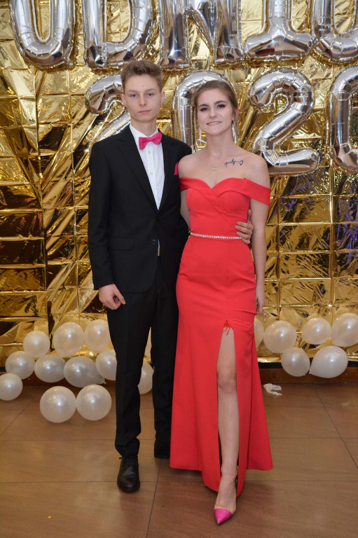 Studniówka 2020 w Zespole Szkół Zawodowych Nr 1 w Brzegu [zdjęcia]