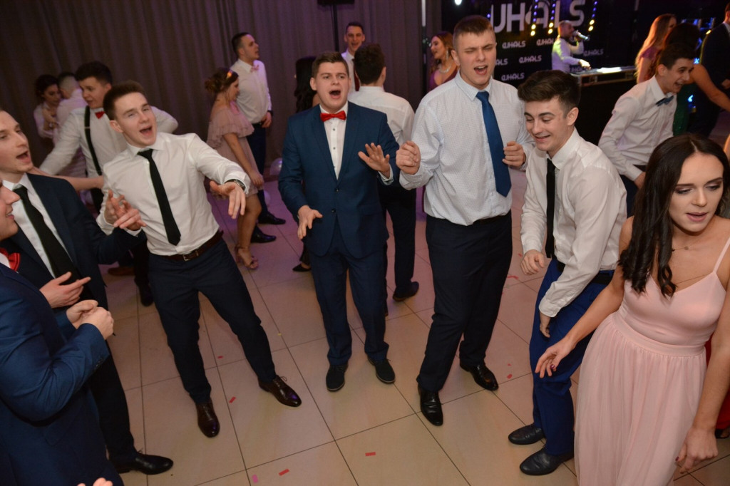 Studniówka 2020 w Zespole Szkół Zawodowych Nr 1 w Brzegu [zdjęcia]