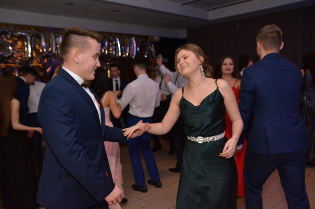 Studniówka 2020 w Zespole Szkół Zawodowych Nr 1 w Brzegu [zdjęcia]