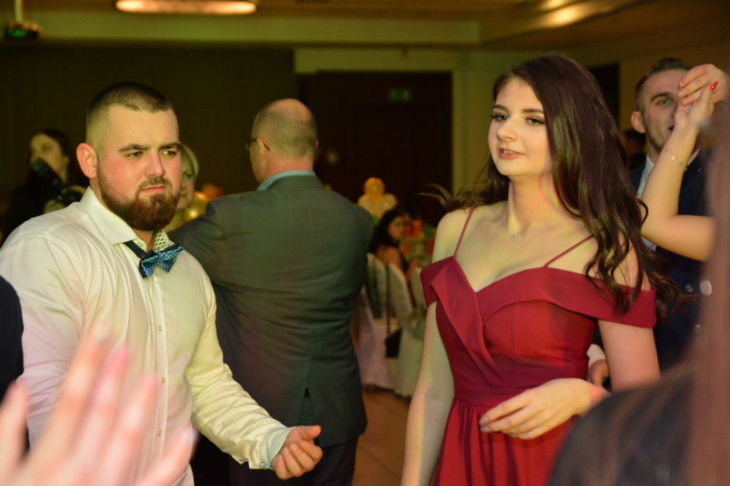 Studniówka 2020 w Zespole Szkół Zawodowych Nr 1 w Brzegu [zdjęcia]