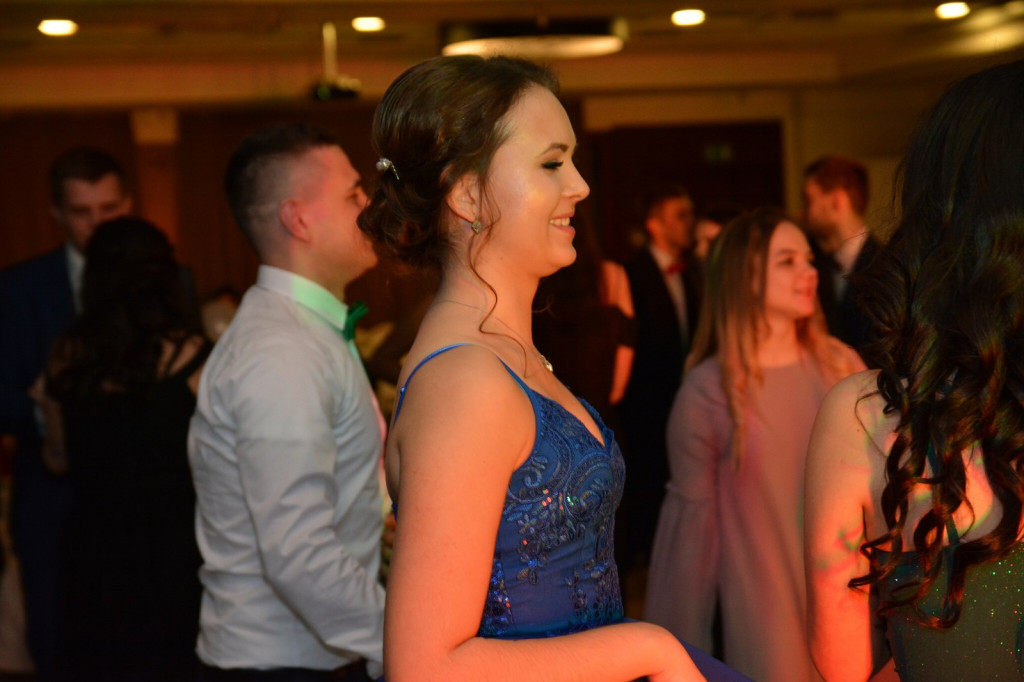 Studniówka 2020 w Zespole Szkół Zawodowych Nr 1 w Brzegu [zdjęcia]