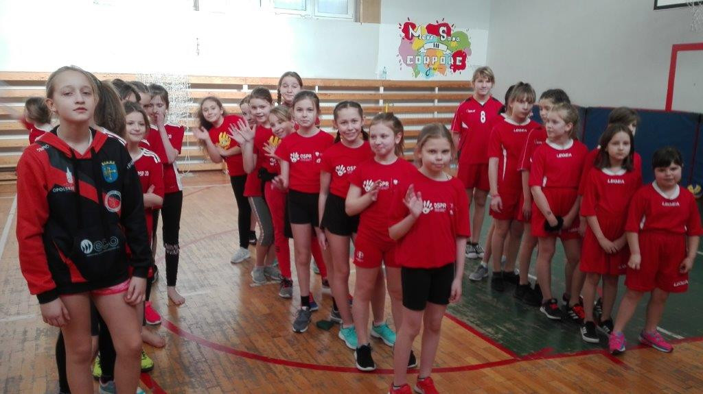 Zwycięski Półfinał Wojewódzkich Igrzysk Dzieci Dziewcząt w Dwa Ognie