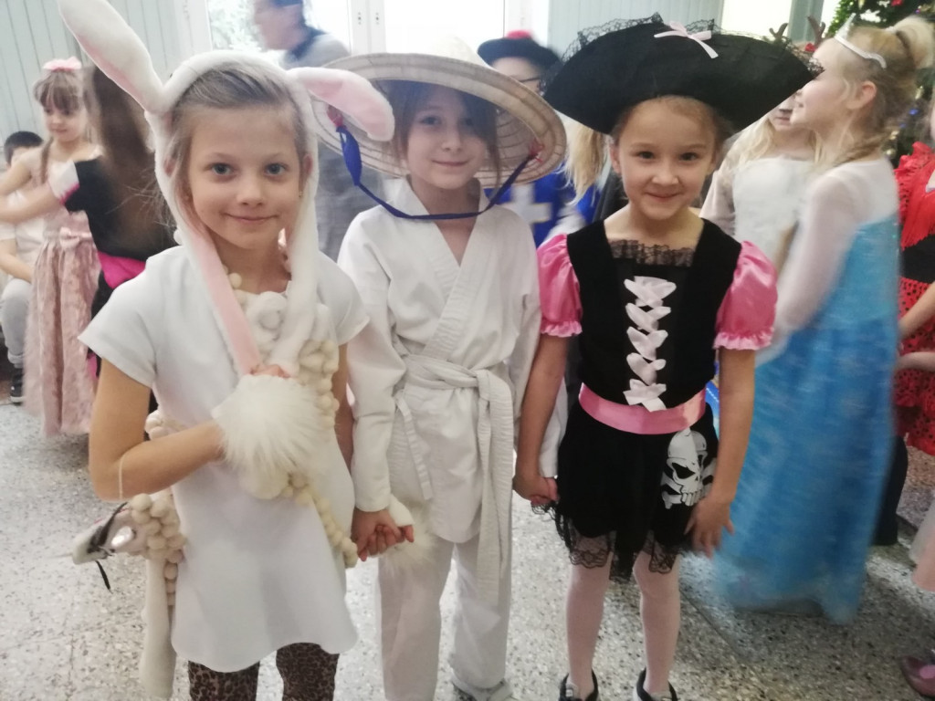 Magiczny Bal Karnawałowy w PSP5 Brzeg