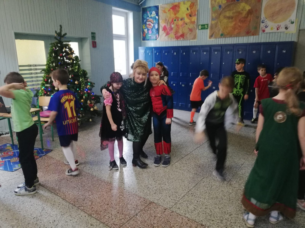 Magiczny Bal Karnawałowy w PSP5 Brzeg