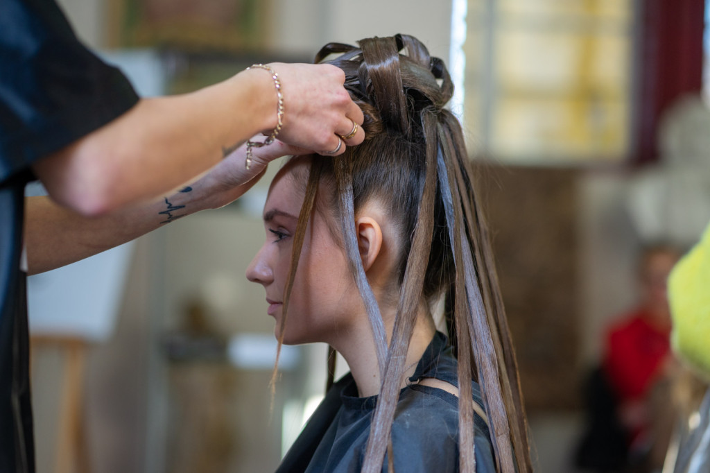 II Olimpiada Fryzjerska w Zespole Szkół Budowlanych [zdjęcia]