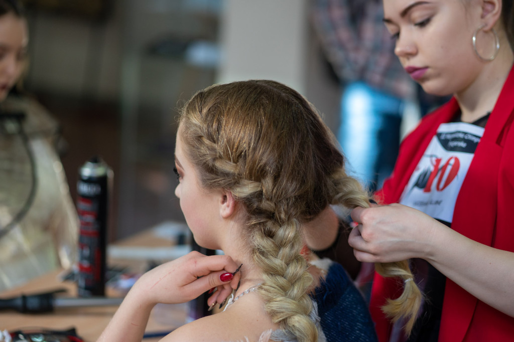 II Olimpiada Fryzjerska w Zespole Szkół Budowlanych [zdjęcia]