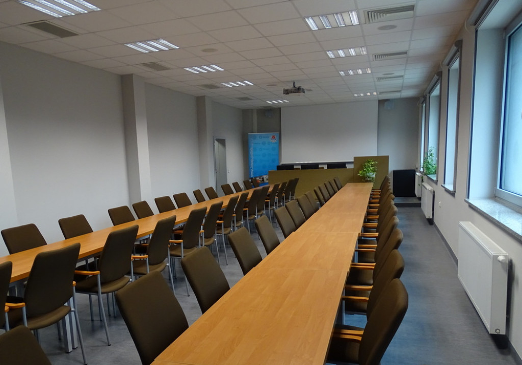 Budynek Komendy Powiatowej Policji w Brzegu uroczyście otwarty po modernizacji i rozbudowie