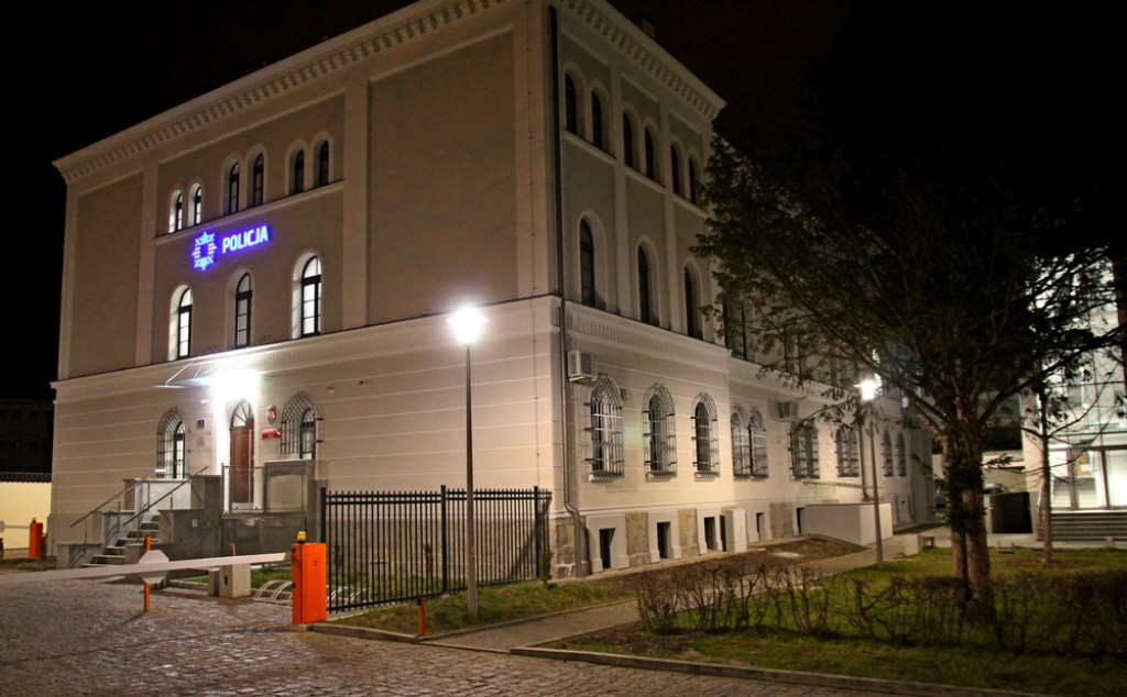 Budynek Komendy Powiatowej Policji w Brzegu uroczyście otwarty po modernizacji i rozbudowie