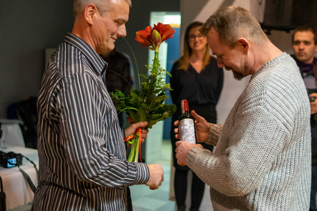 Wystawa pełna emocji otwarta. 