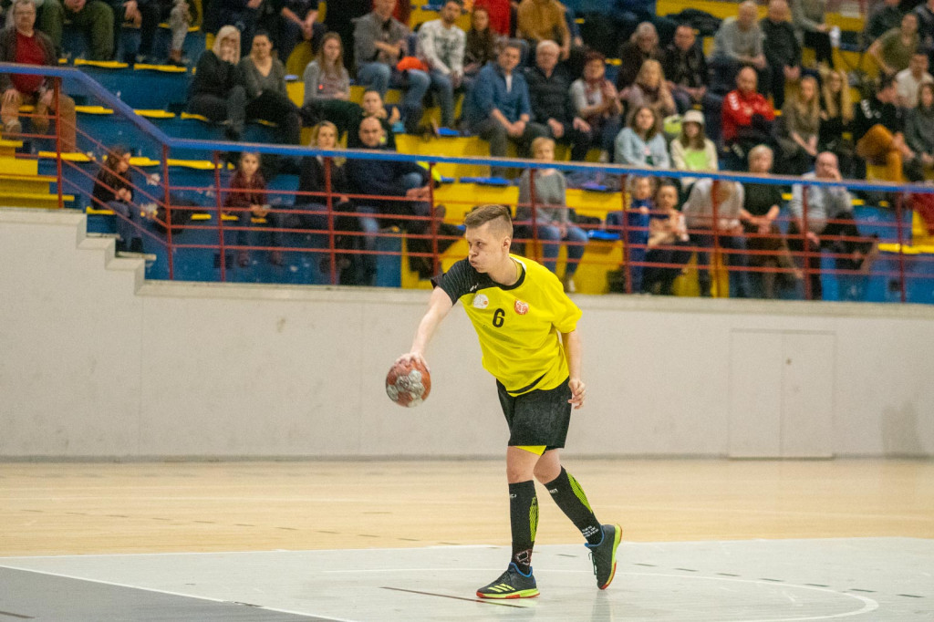 Spotkanie z happy-endem. Orlik wygrywa po rzutach karnych [zdjęcia]