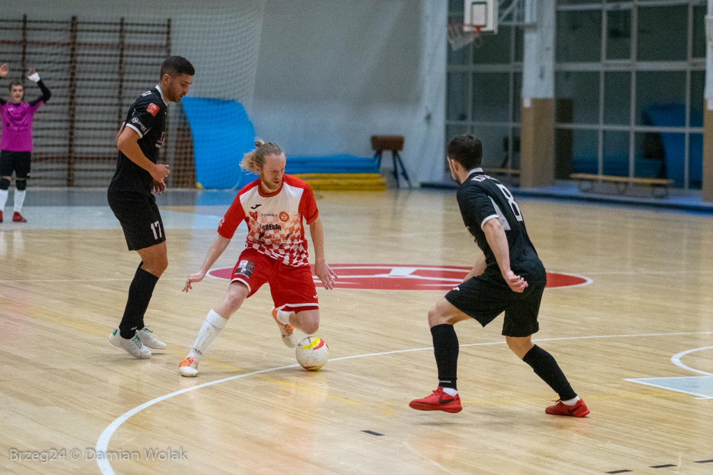 Gredar odpada z Pucharu Polski, brzeżanie minimalnie gorsi [zdjęcia]