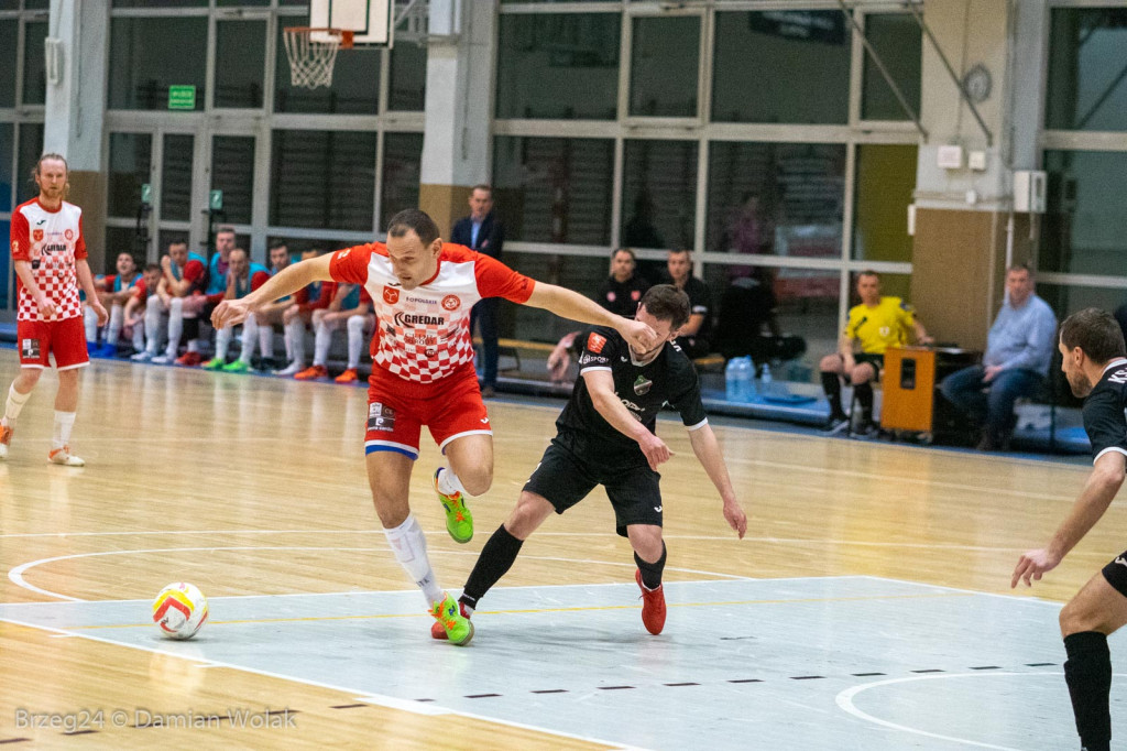 Gredar odpada z Pucharu Polski, brzeżanie minimalnie gorsi [zdjęcia]