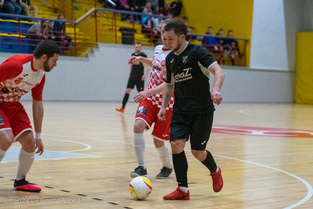 Gredar odpada z Pucharu Polski, brzeżanie minimalnie gorsi [zdjęcia]