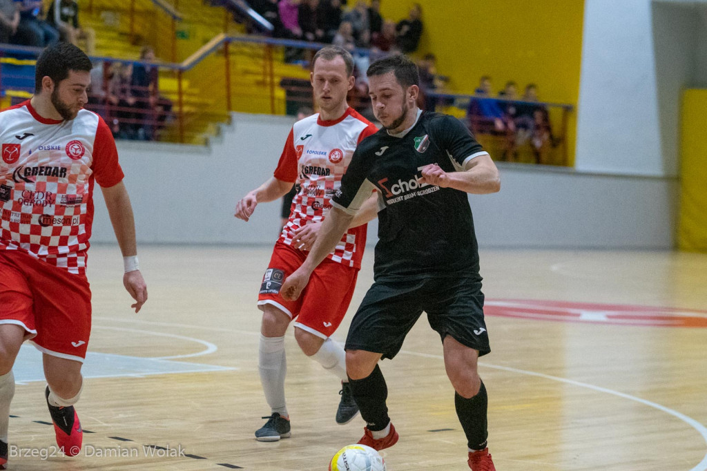 Gredar odpada z Pucharu Polski, brzeżanie minimalnie gorsi [zdjęcia]