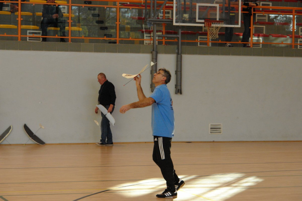 Modelarze latali w Grodkowie