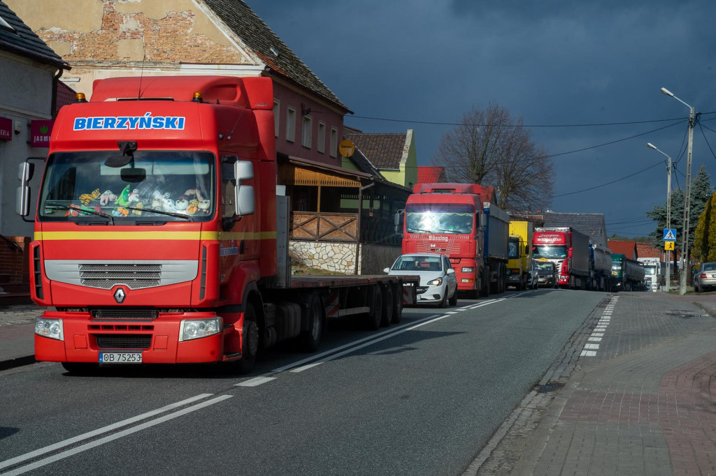 Kolejny protest mieszkańców Lubszy. Bartłomiej, uczeń miejscowej szkoły: 