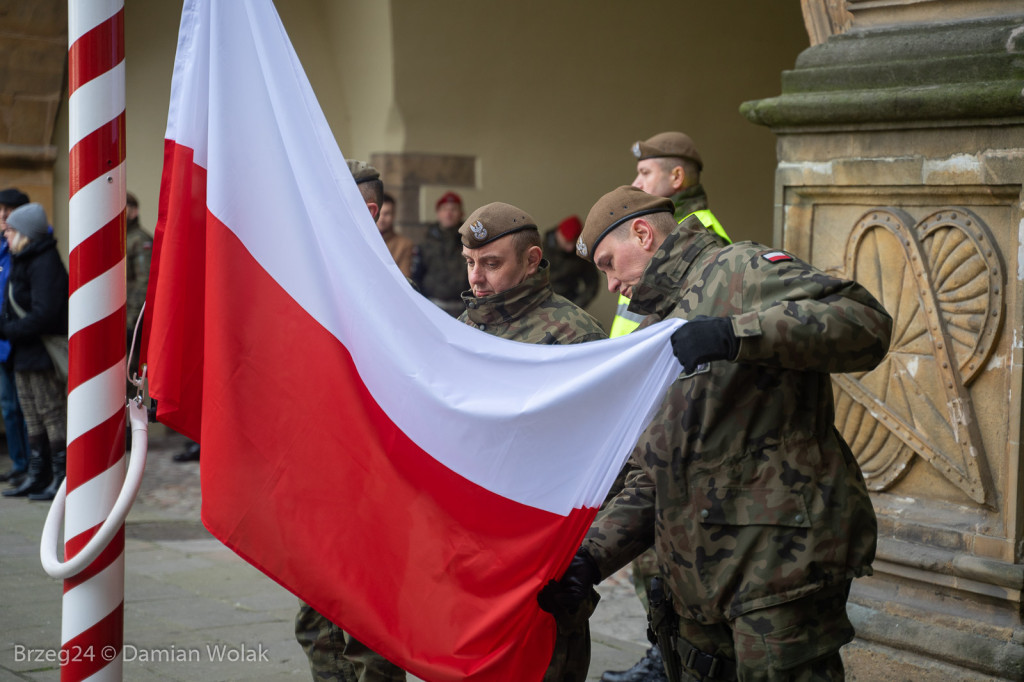 Przysięga Wojsk Obrony Terytorialnej w Brzegu [zdjęcia]