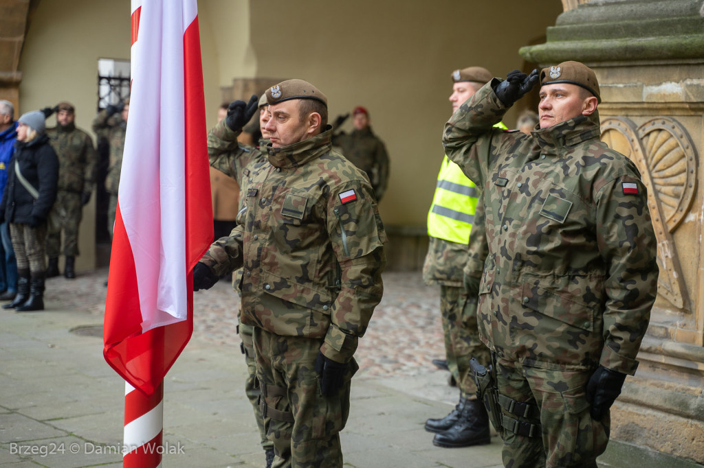 Przysięga Wojsk Obrony Terytorialnej w Brzegu [zdjęcia]