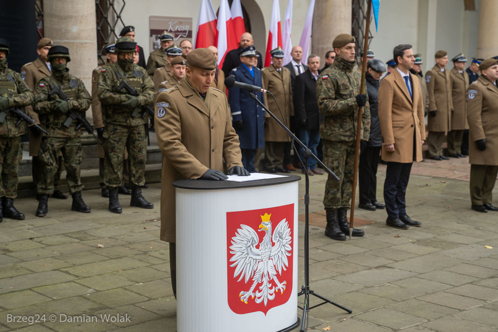 Przysięga Wojsk Obrony Terytorialnej w Brzegu [zdjęcia]