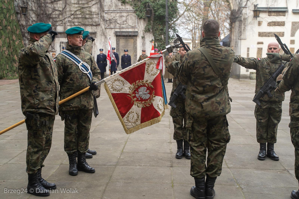 Przysięga Wojsk Obrony Terytorialnej w Brzegu [zdjęcia]
