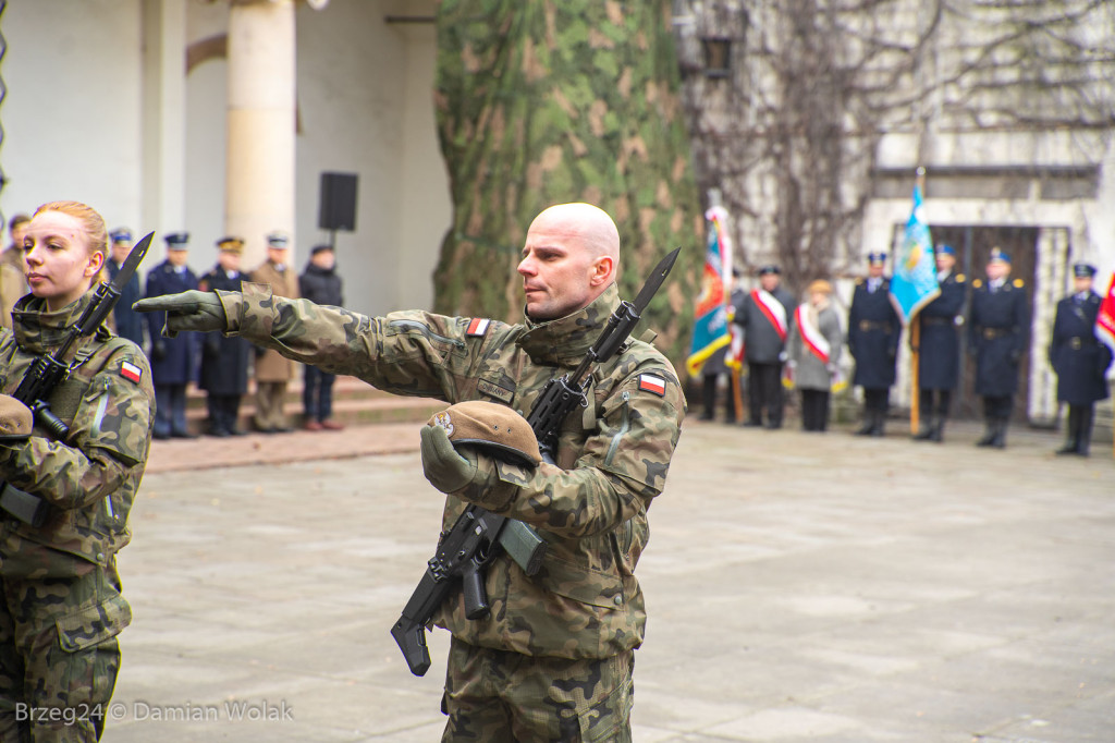 Przysięga Wojsk Obrony Terytorialnej w Brzegu [zdjęcia]