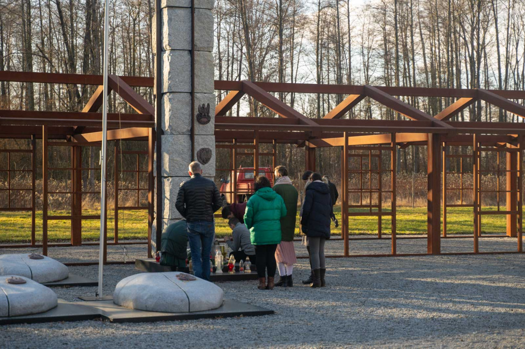 Upamiętnili pamięć Żołnierzy Wyklętych w Starym Grodkowie [zdjęcia]