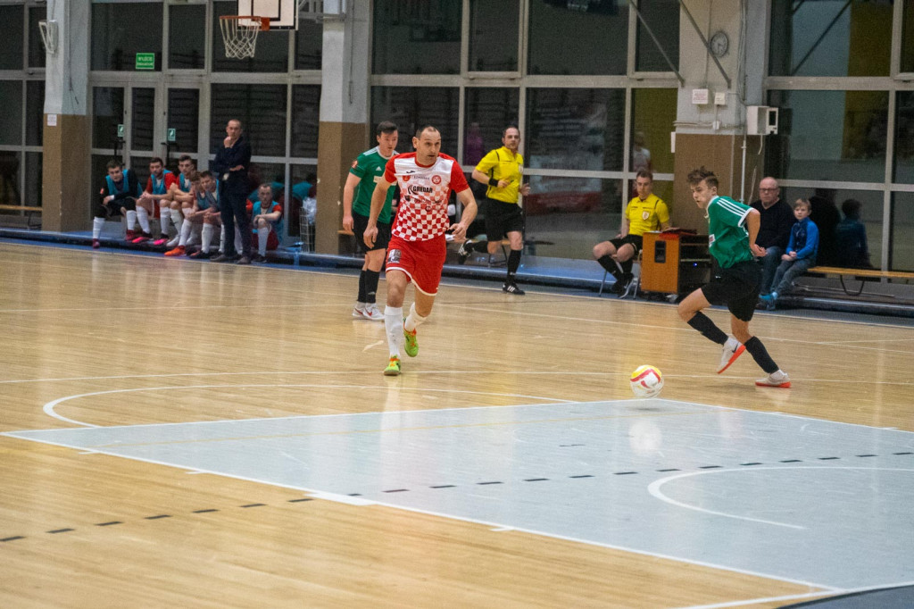 Strzelanina w Brzegu. Gredar miażdży rywala z Tychów