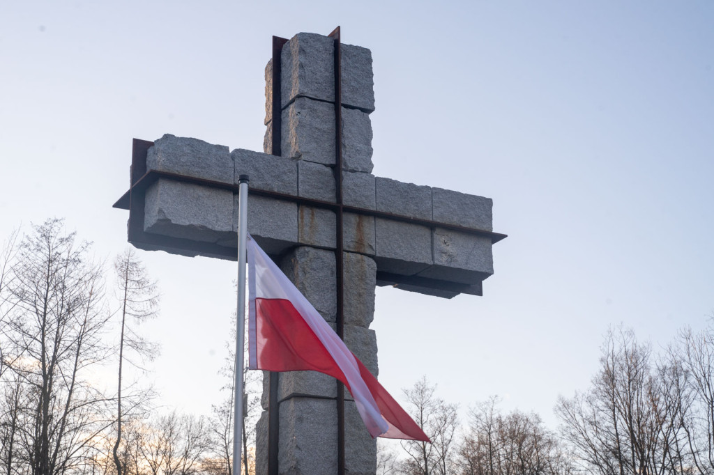 Upamiętnili pamięć Żołnierzy Wyklętych w Starym Grodkowie [zdjęcia]