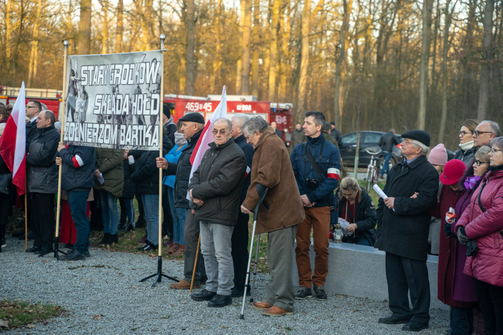 Upamiętnili pamięć Żołnierzy Wyklętych w Starym Grodkowie [zdjęcia]