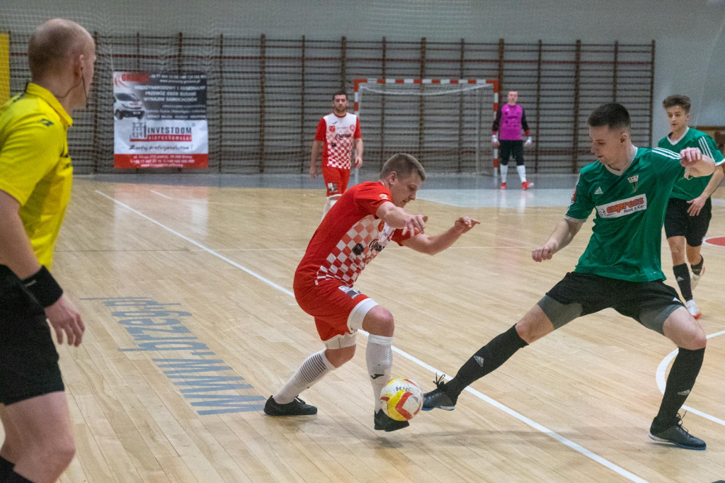 Strzelanina w Brzegu. Gredar miażdży rywala z Tychów