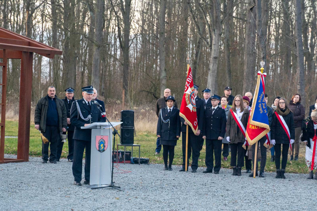 Upamiętnili pamięć Żołnierzy Wyklętych w Starym Grodkowie [zdjęcia]