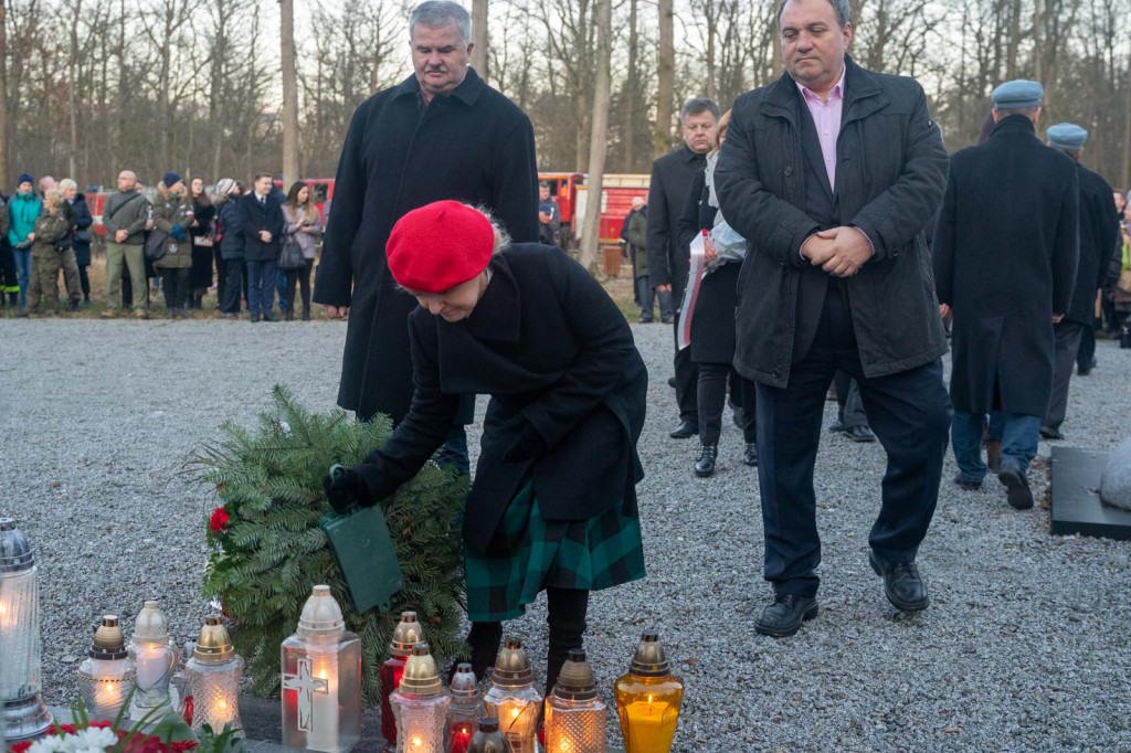 Upamiętnili pamięć Żołnierzy Wyklętych w Starym Grodkowie [zdjęcia]
