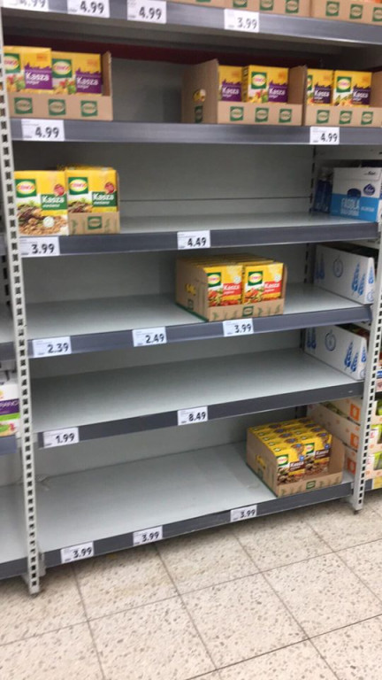 Koronawirus - szał zakupowy i panika w brzeskich sklepach, marketach i aptekach