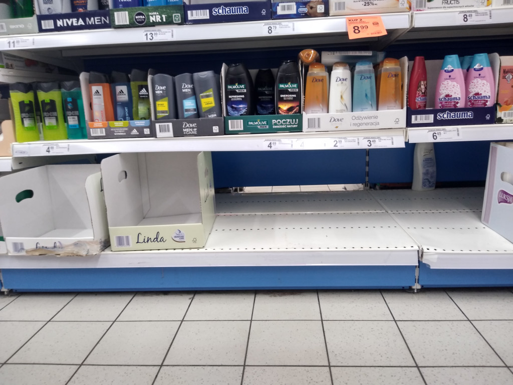 Koronawirus - szał zakupowy i panika w brzeskich sklepach, marketach i aptekach